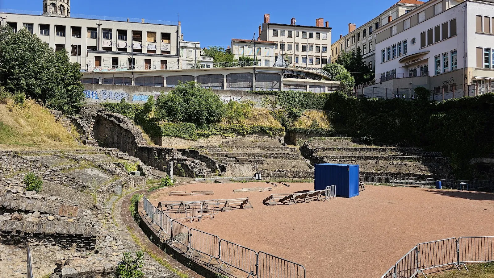 Amphithéâtre Des Trois Gaules