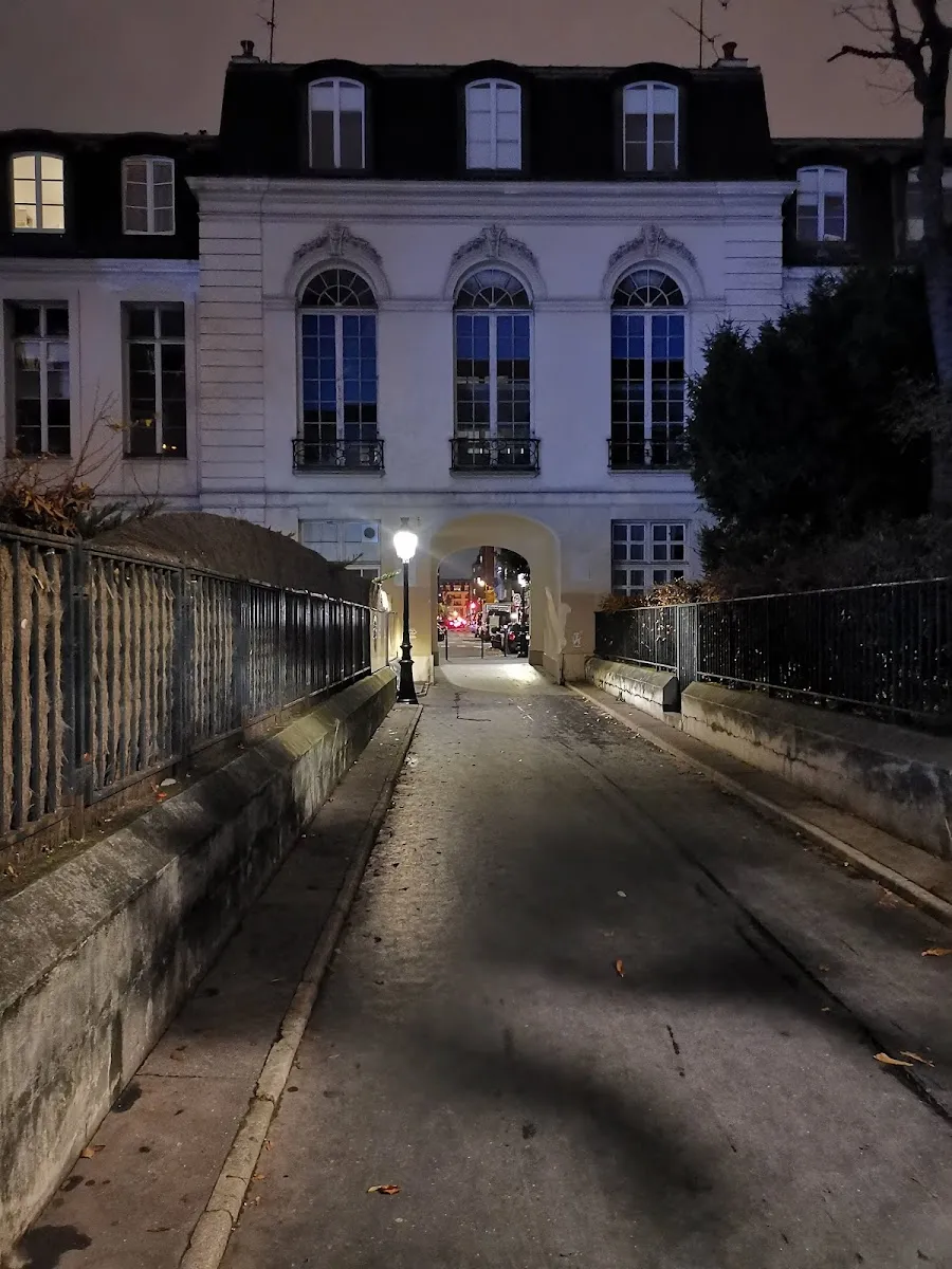 Ancien Château Des Ternes — photo 1