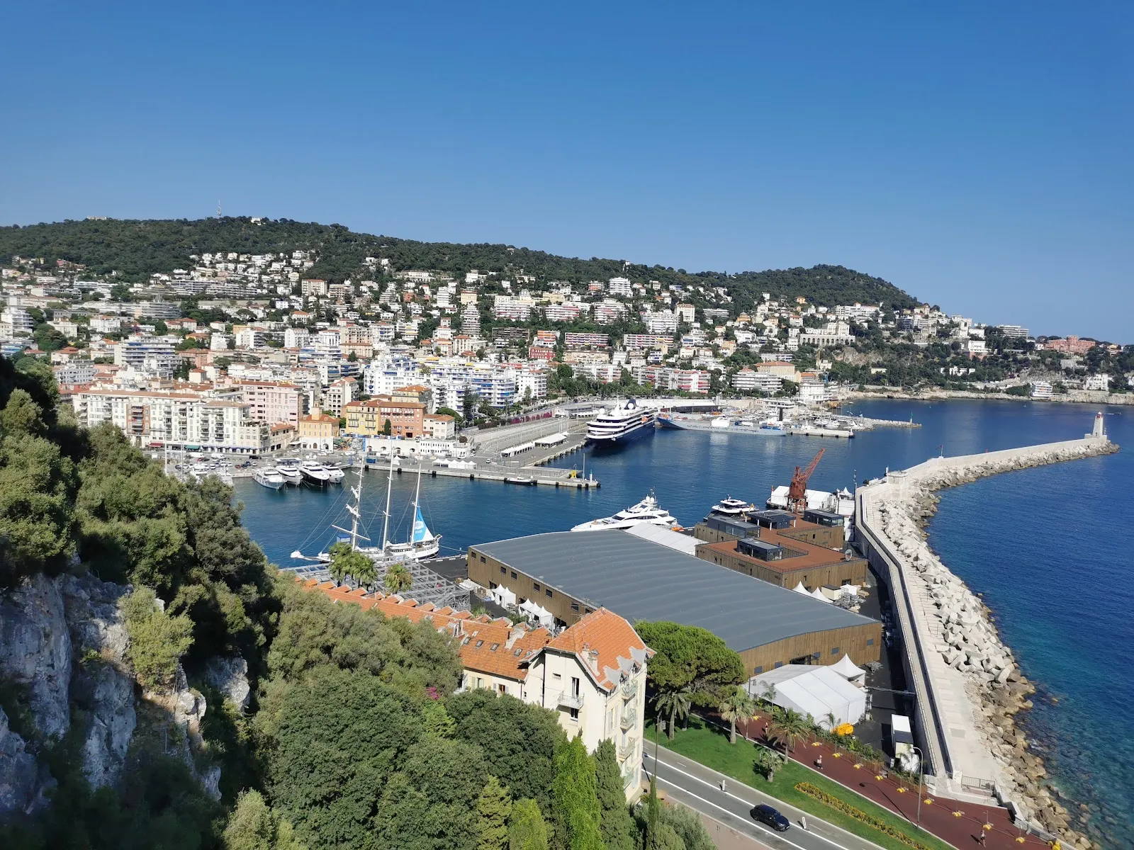 Ascenseur Du Château (Top Entrance)