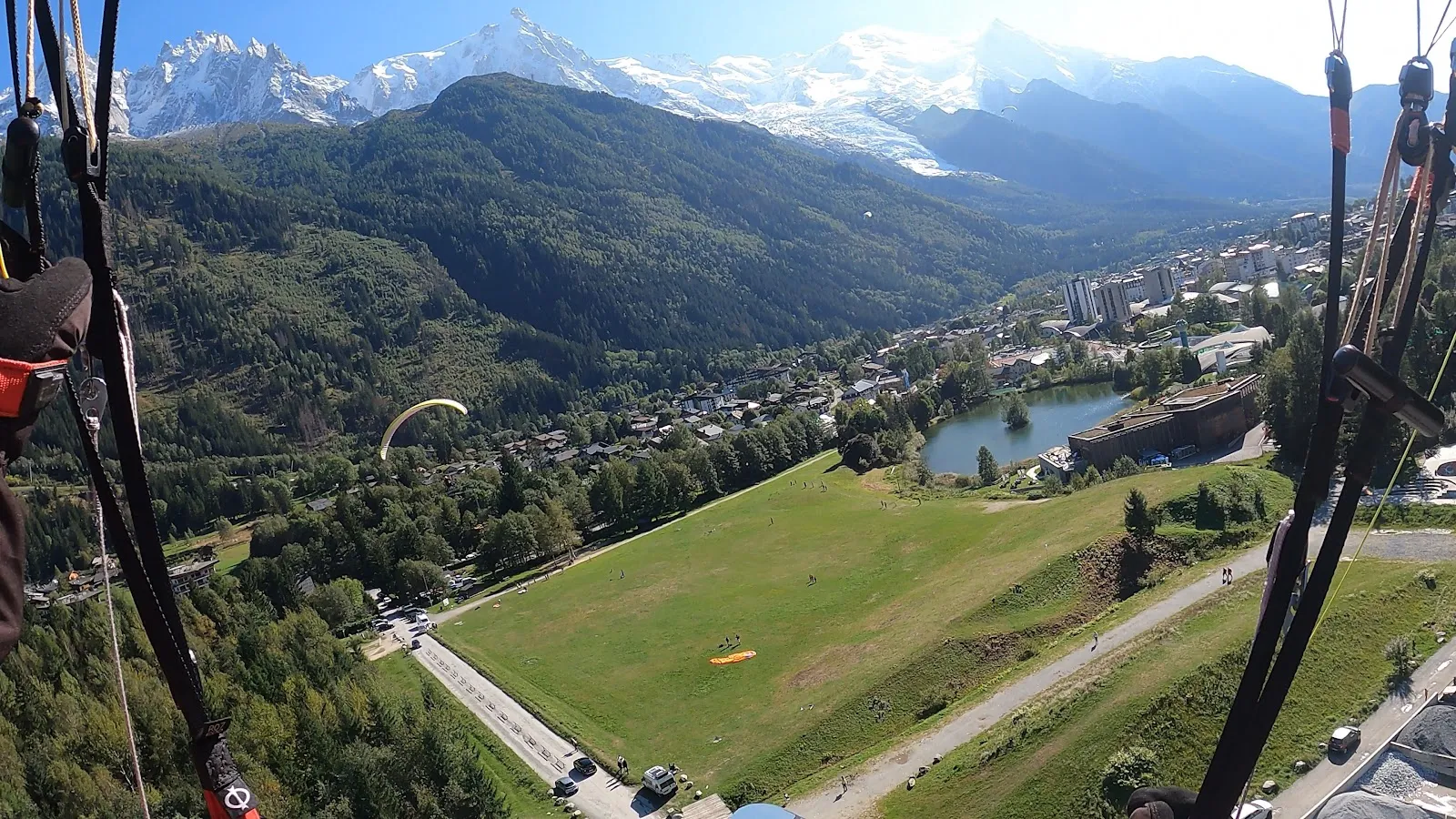 Atterrissage Parapente Du Bois Du Bouchet — photo 1