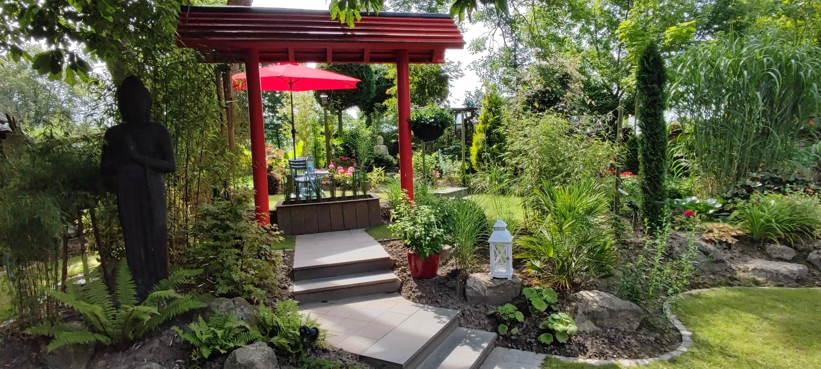 Au Paradis Des Plantes — photo 1