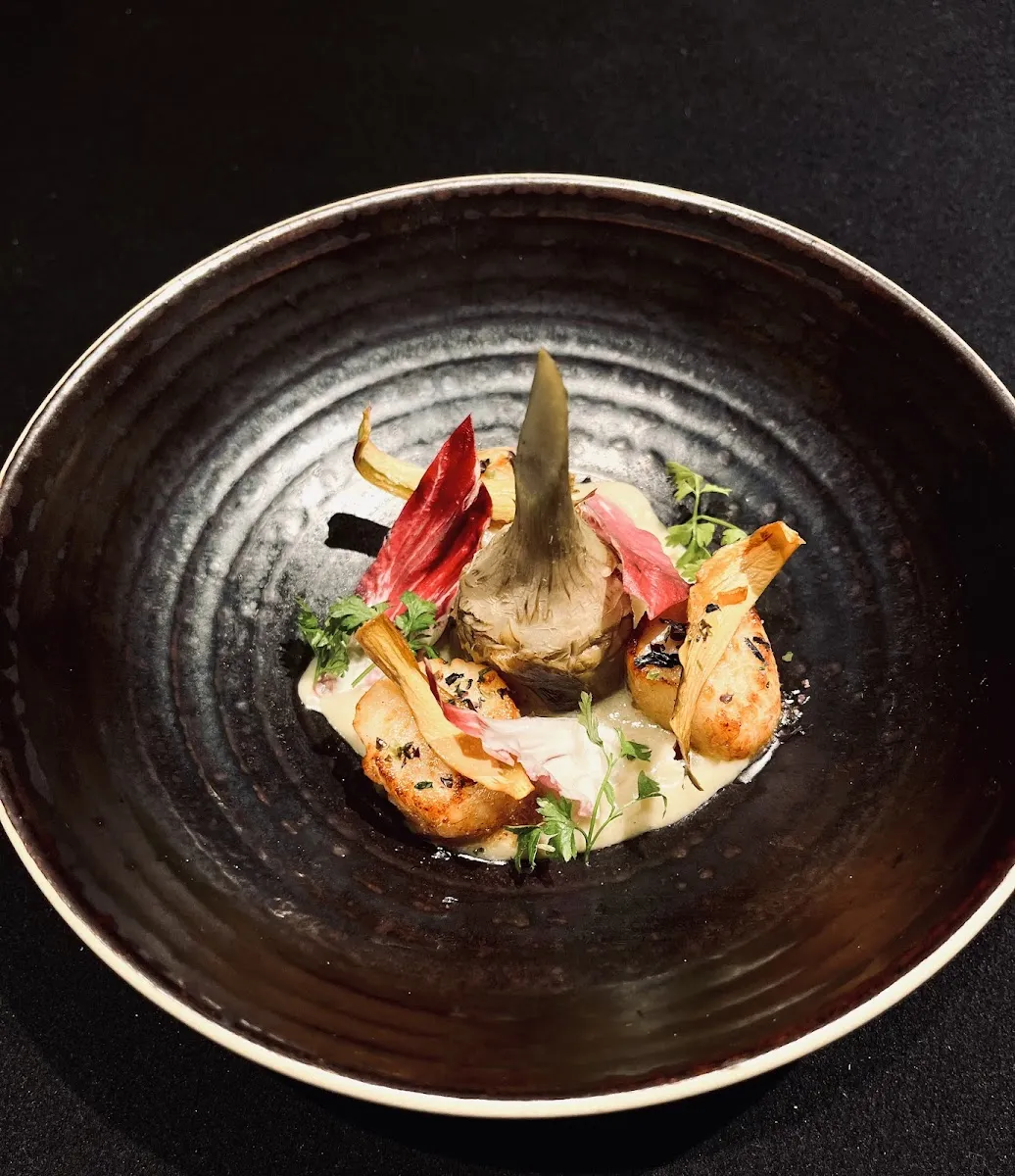 Bacchanales, Restaurant Gastronomique.