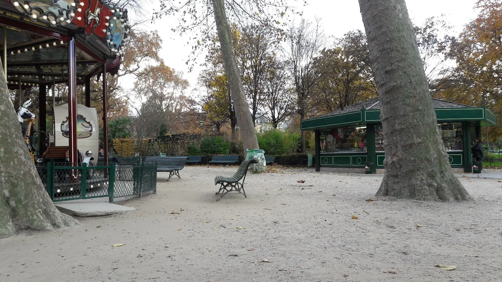 Les Balançoires du Parc Monceau