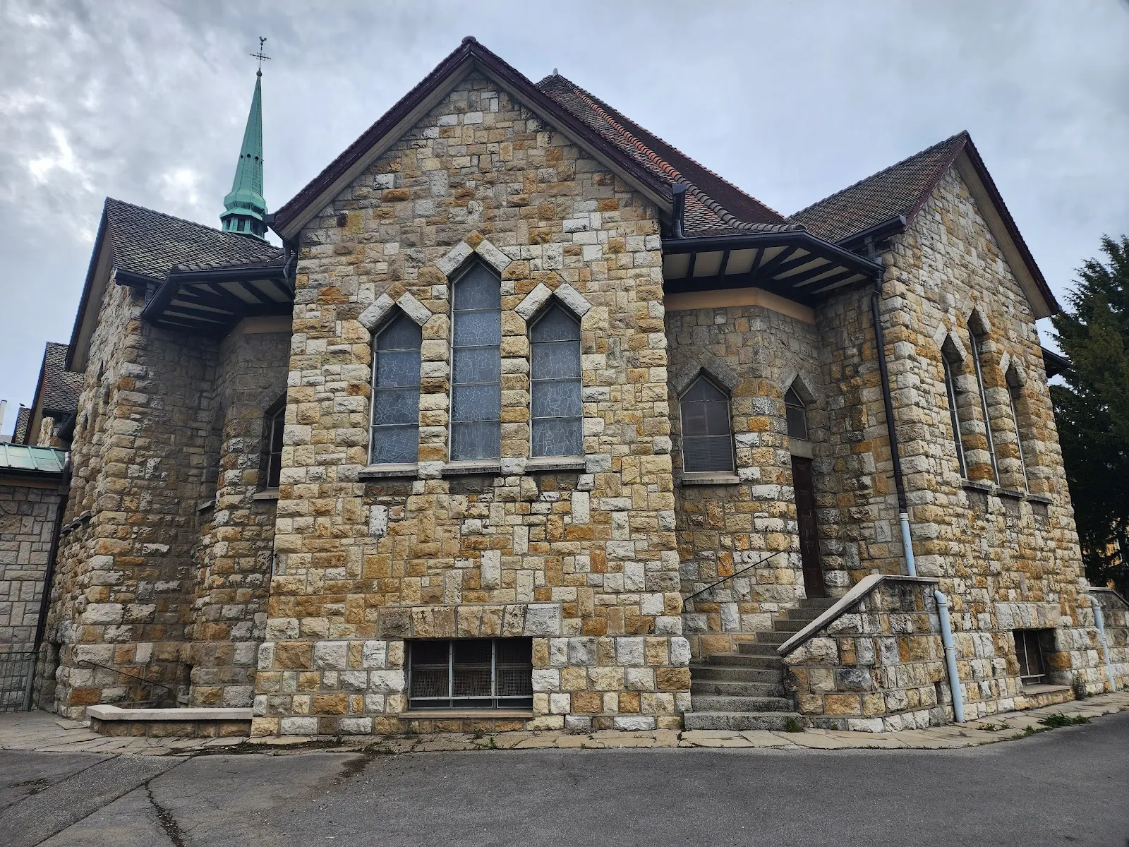 Basilique Saint-Joseph-Des-Fins
