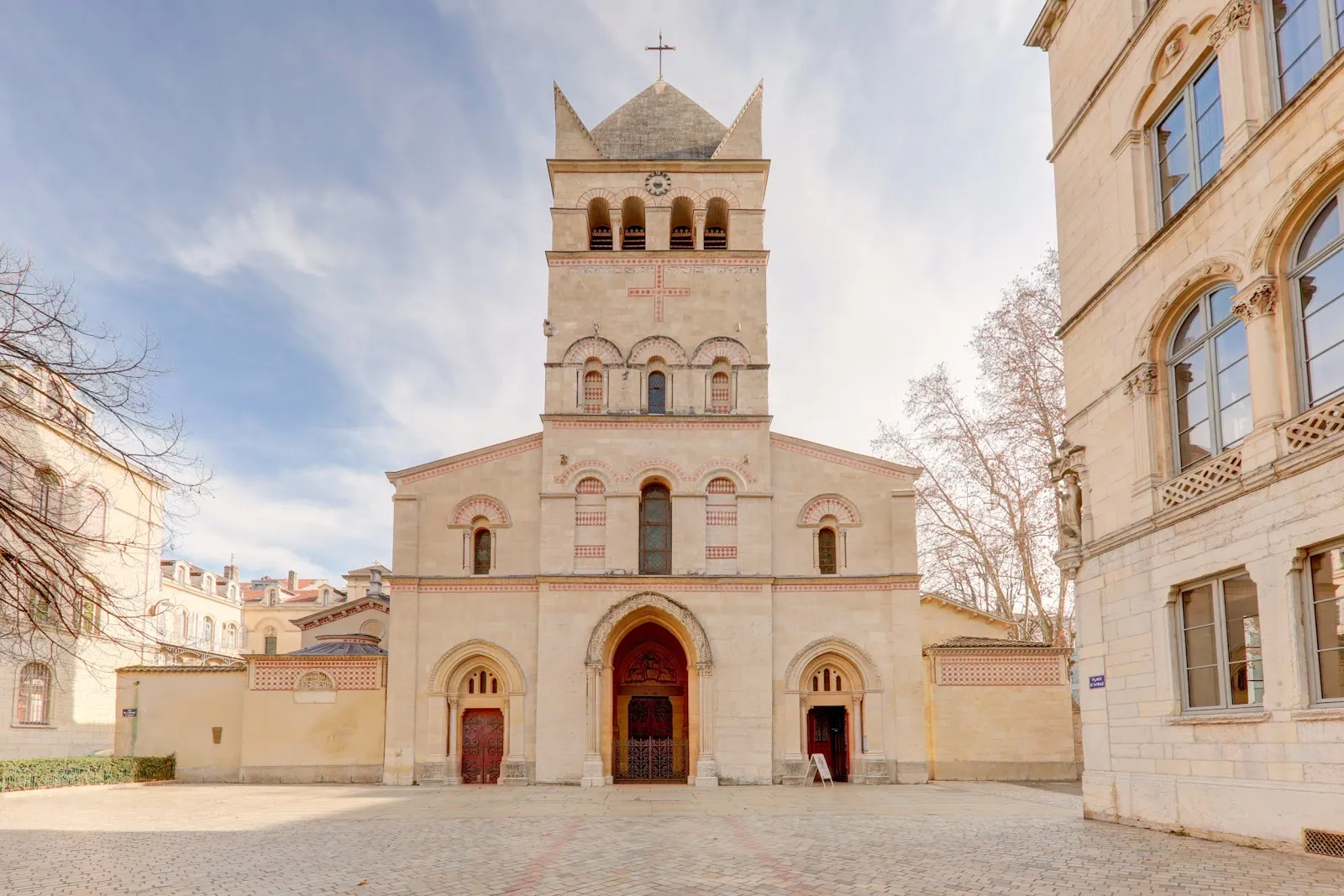 Basilique Saint-Martin-D’Ainay