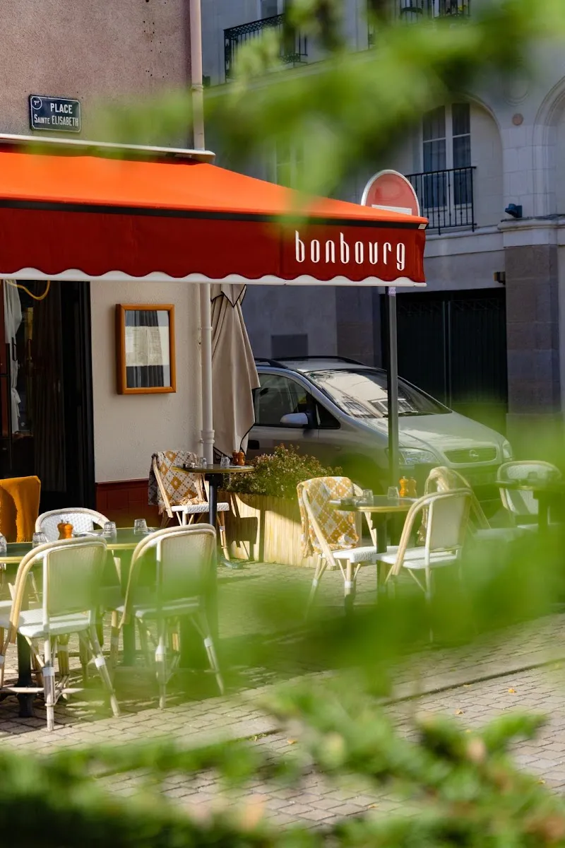 Bonbourg — photo 1