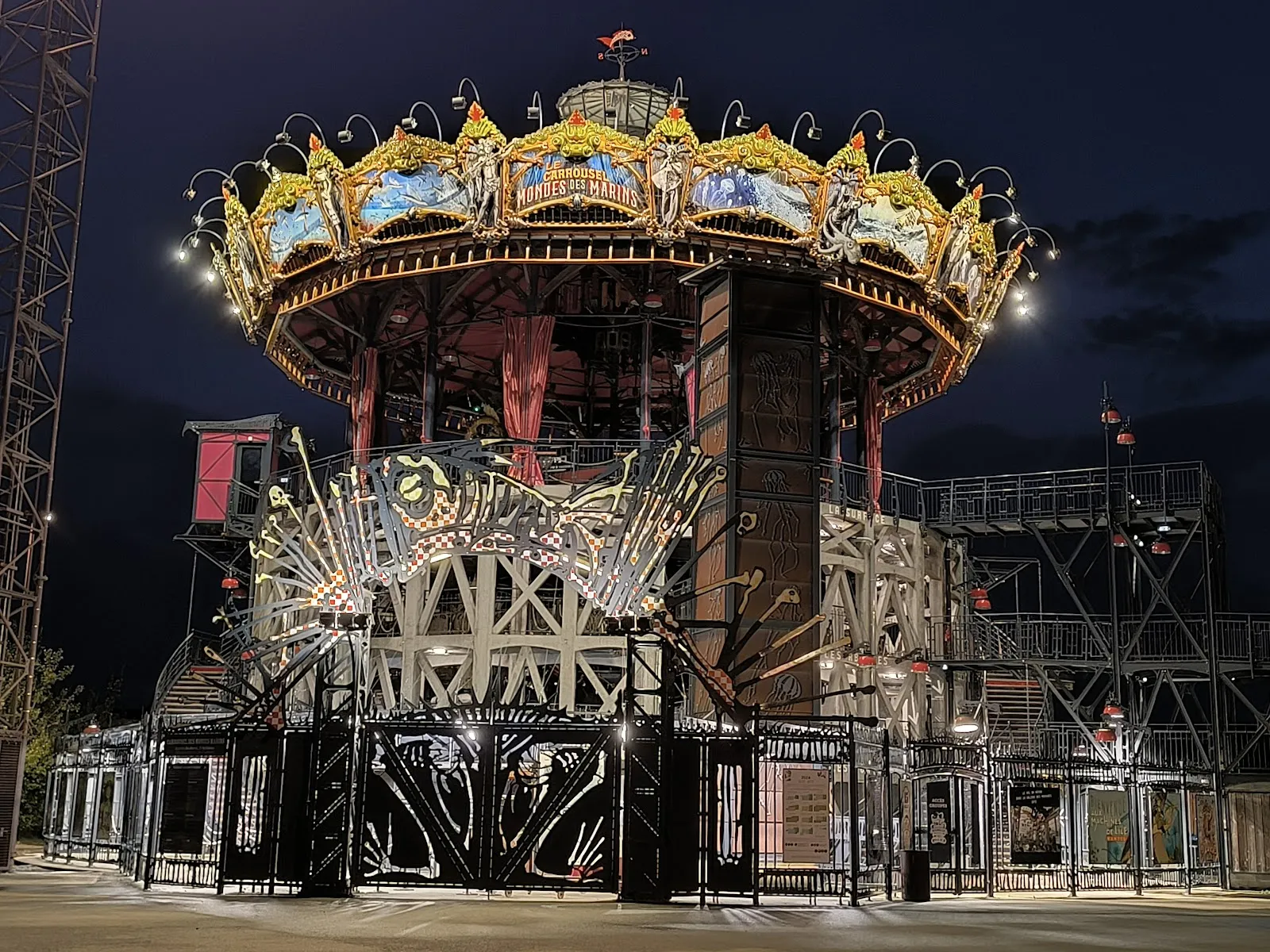 Carrousel Des Mondes Marins
