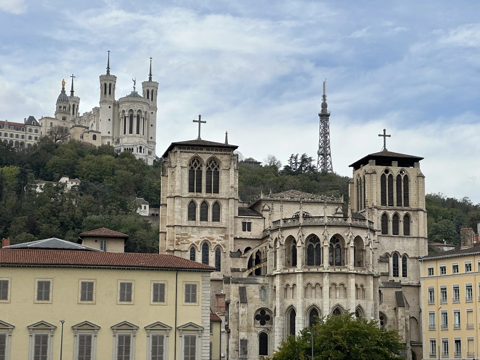 Cathédrale Et Primatiale Saint-Jean-Baptiste — photo 1