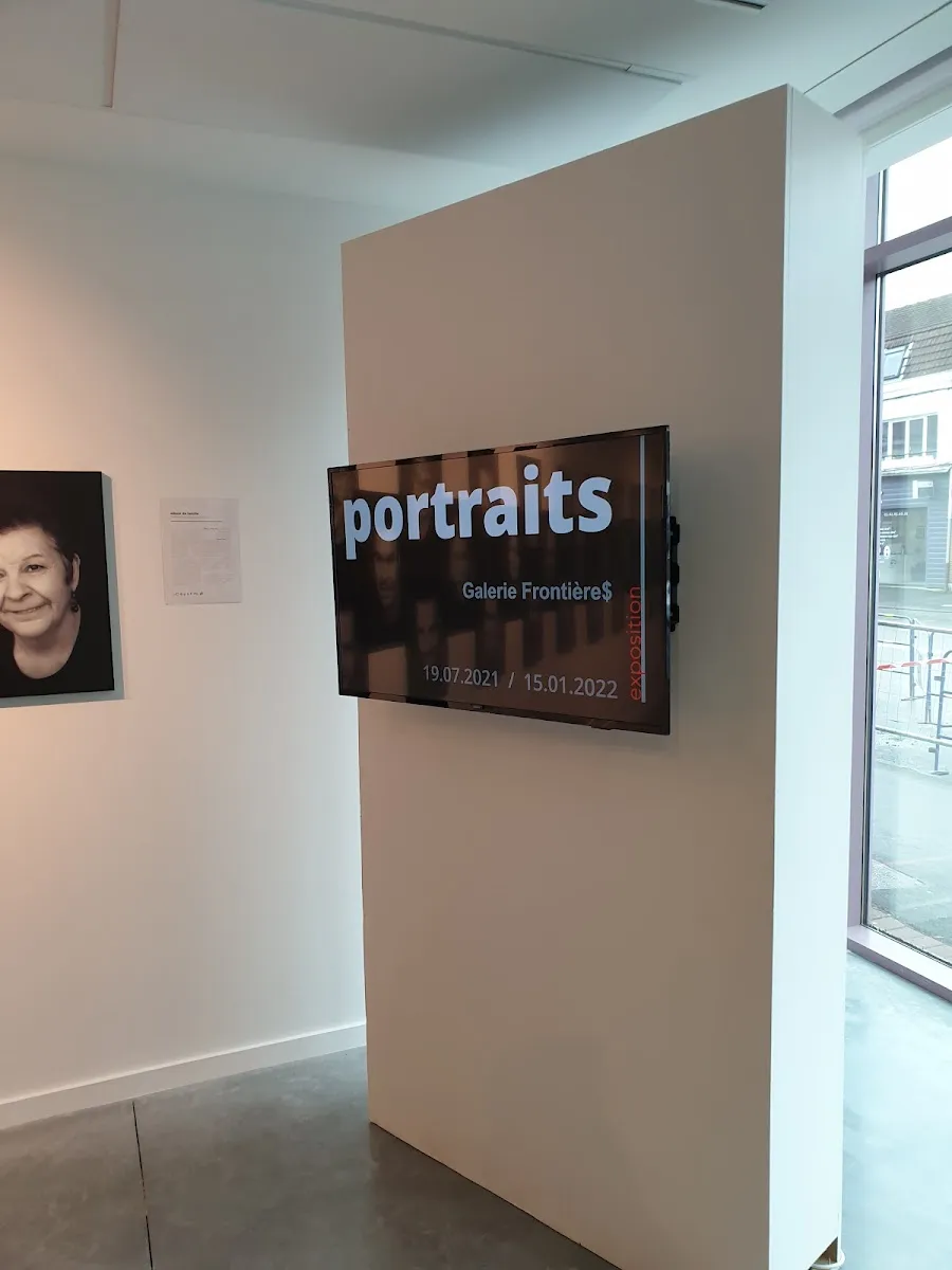 Centre Frontière$ - Galerie D'Art