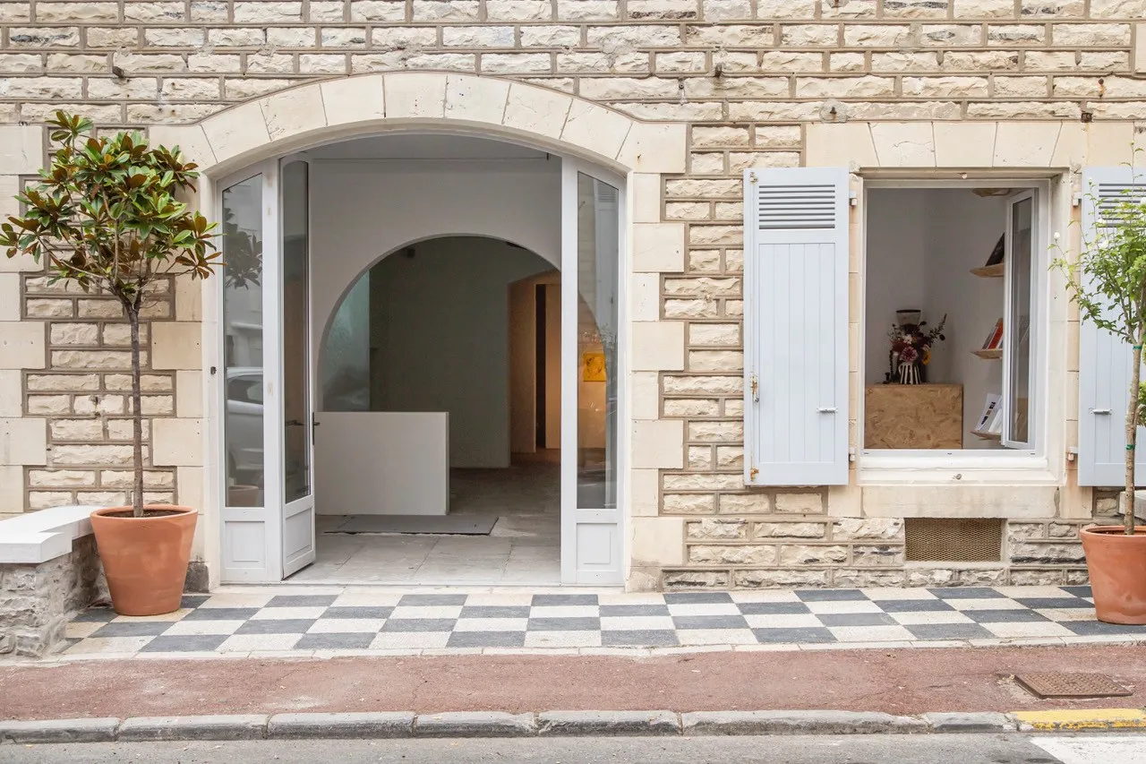 Champ Lacombe — photo 1