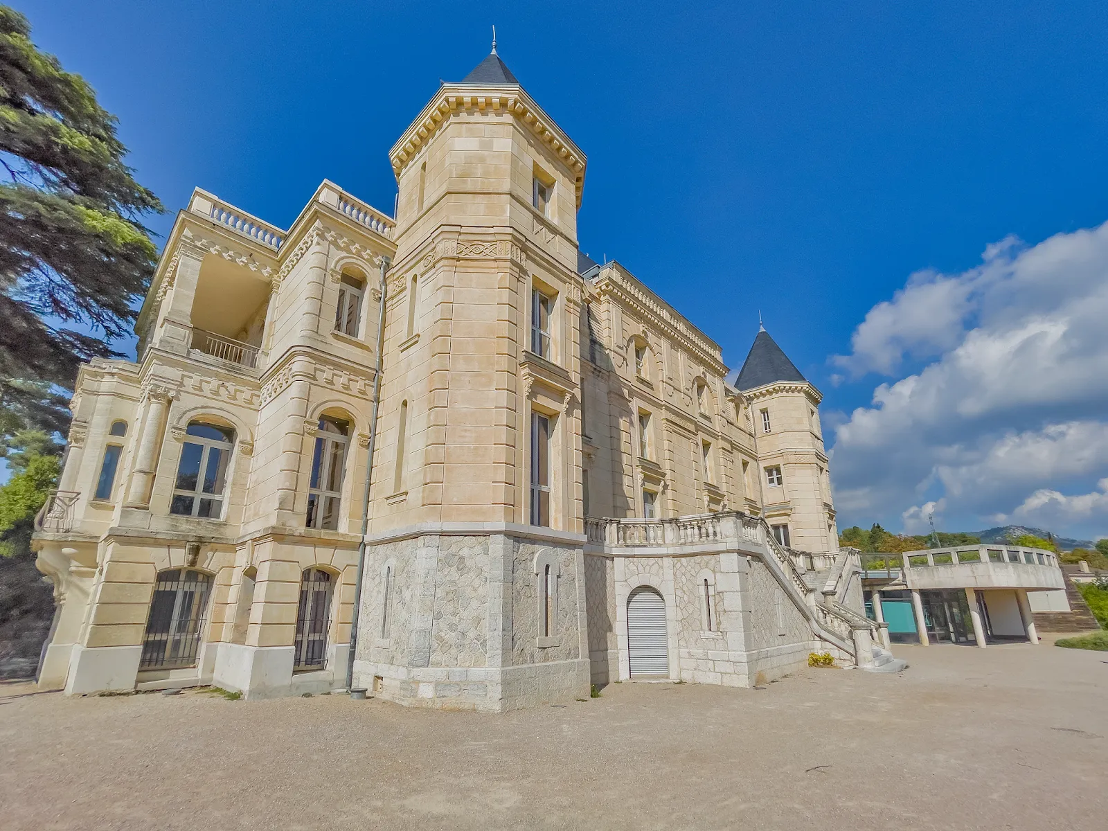 Château De la Buzine