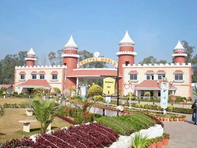 Crystal World — photo 1