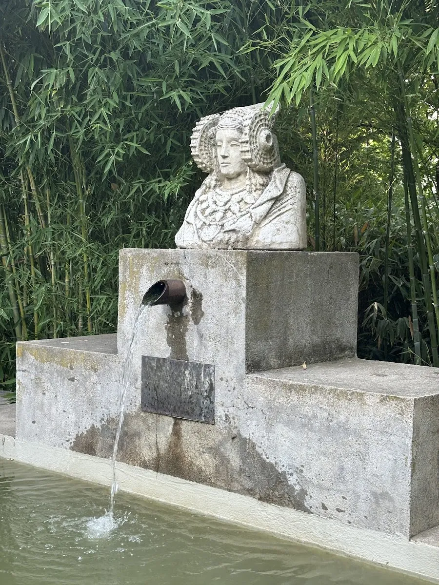 Dama De Elche — photo 1