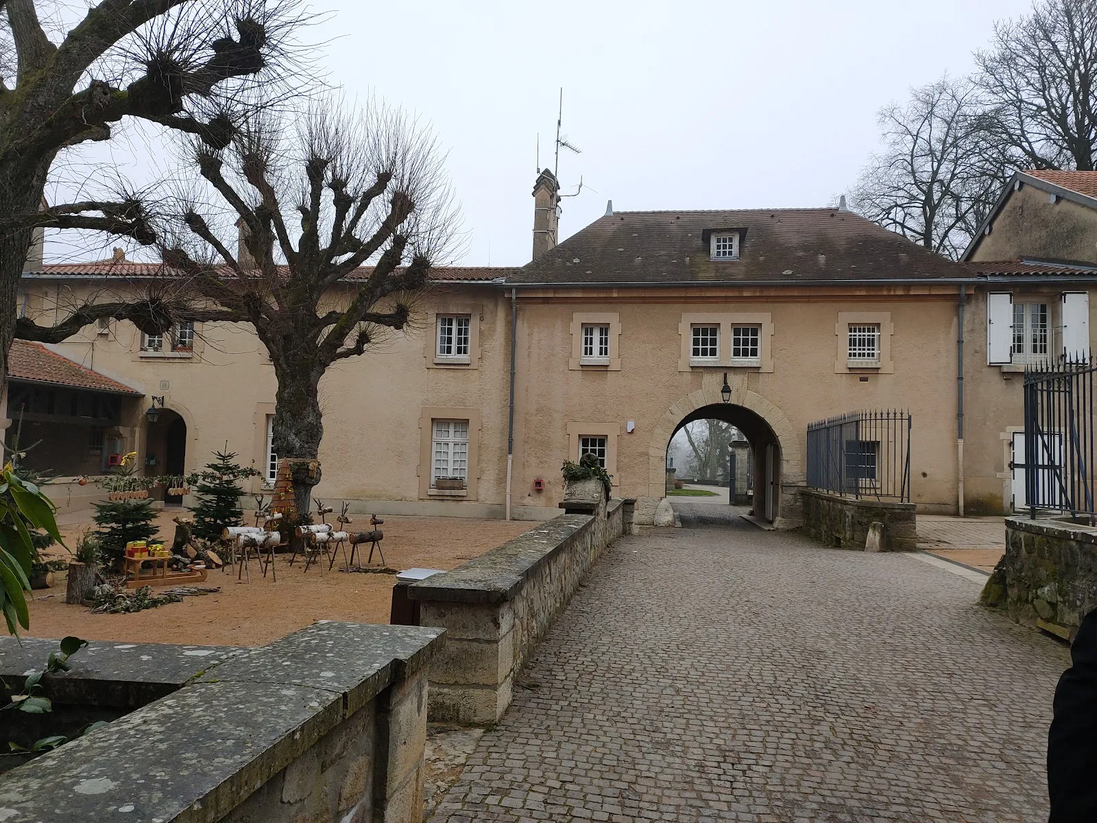 Domaine De Lacroix-Laval