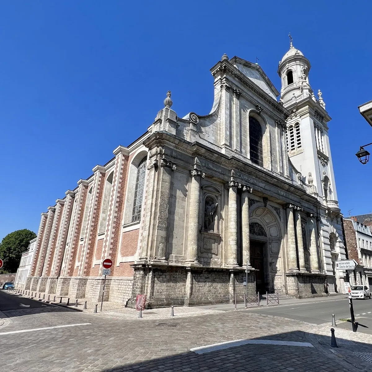 Église Catholique Saint-André