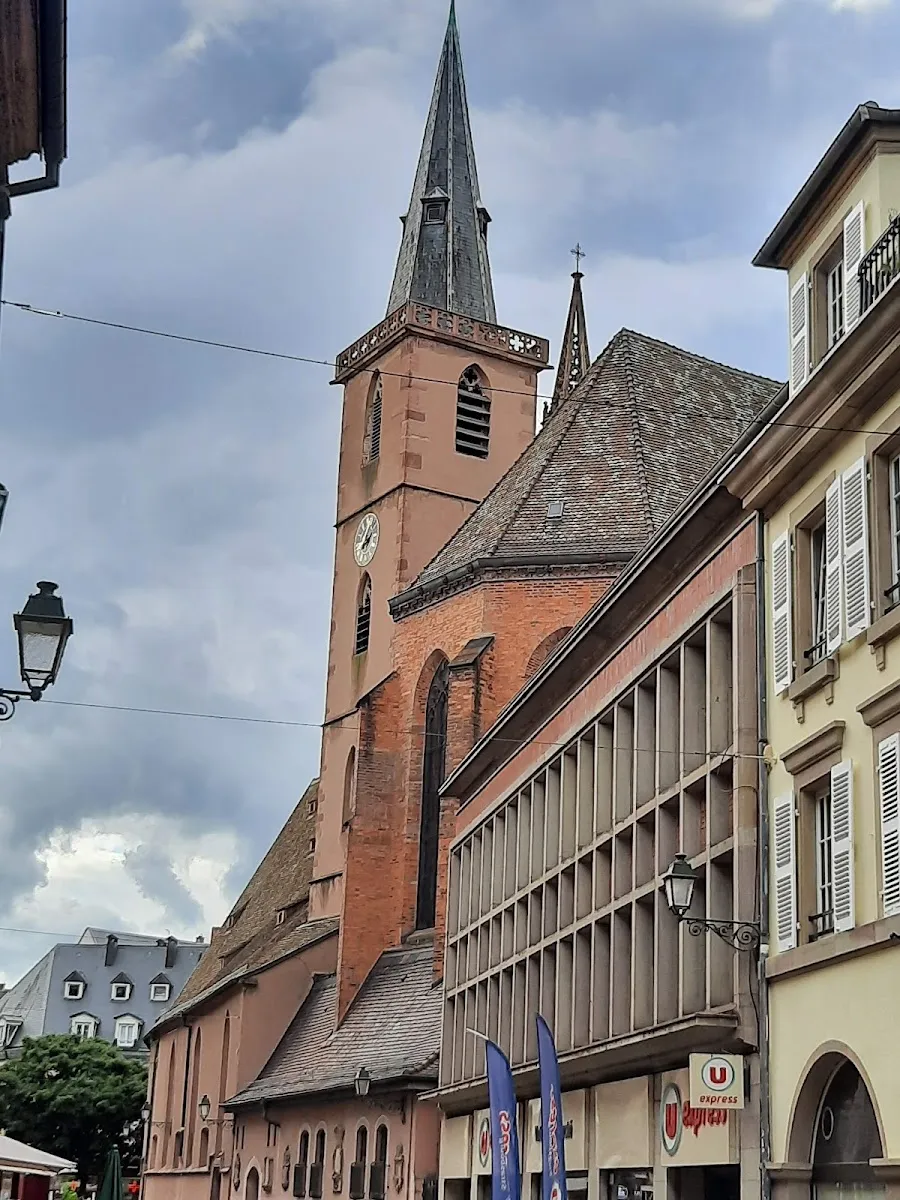 Église Catholique Saint-Pierre-Le-Vieux