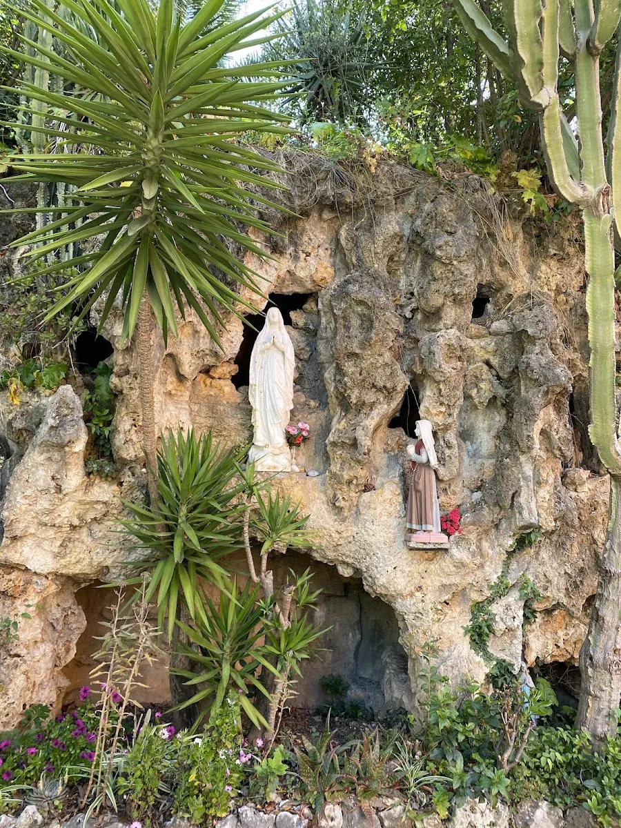 Église Du Sacré-Cœur Du Prado De Cannes