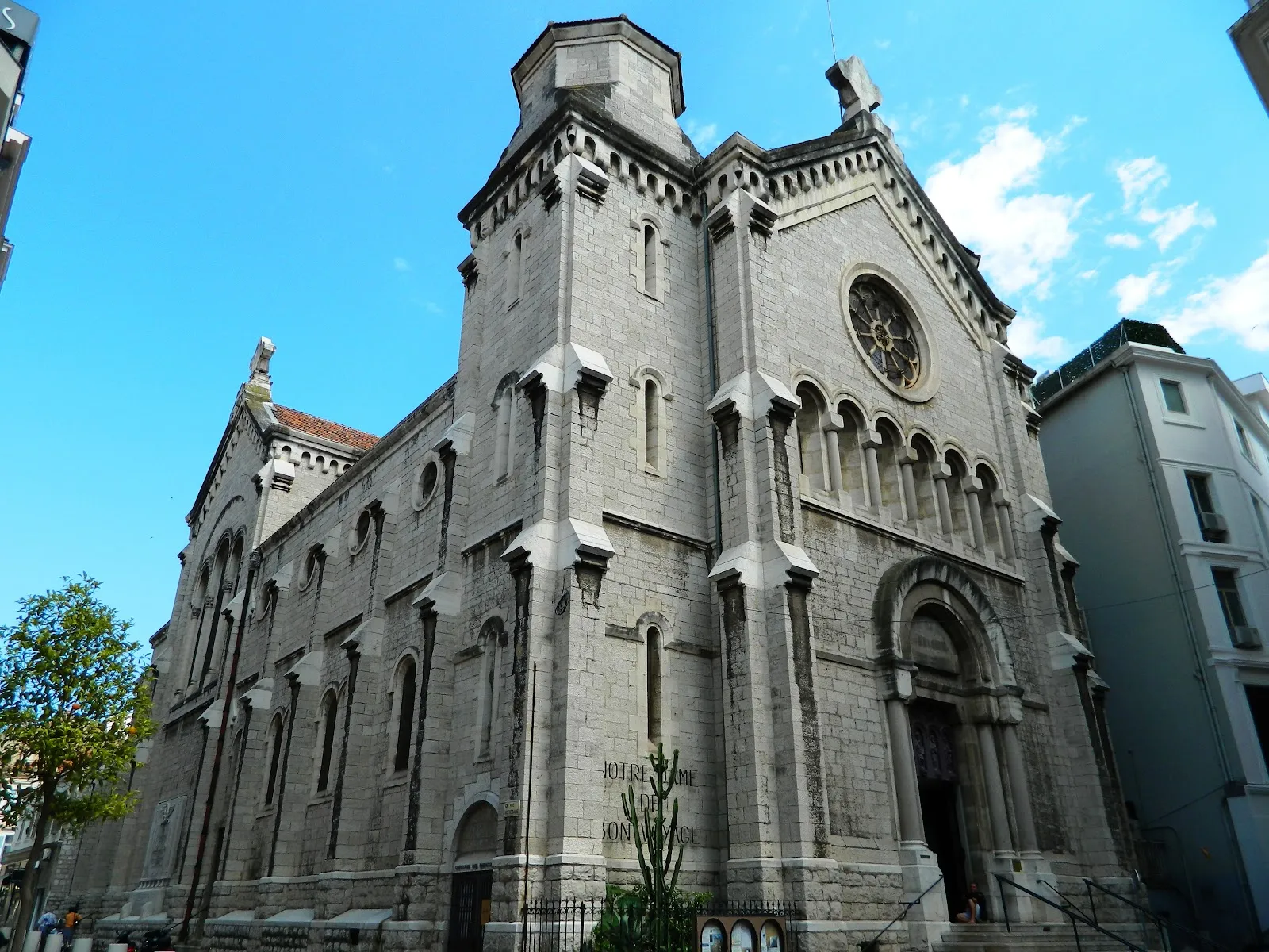 Église Notre-Dame De Bon Voyage De Cannes (Messe Dominicale 10H30) — photo 1