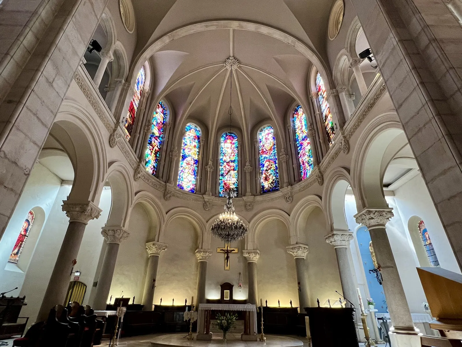 Église Notre-Dame De Bon Voyage De Cannes (Messe Dominicale 10H30)
