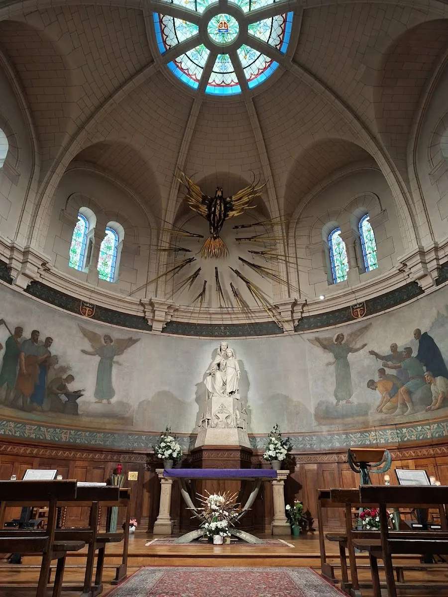 Église Notre-Dame-Du-Travail
