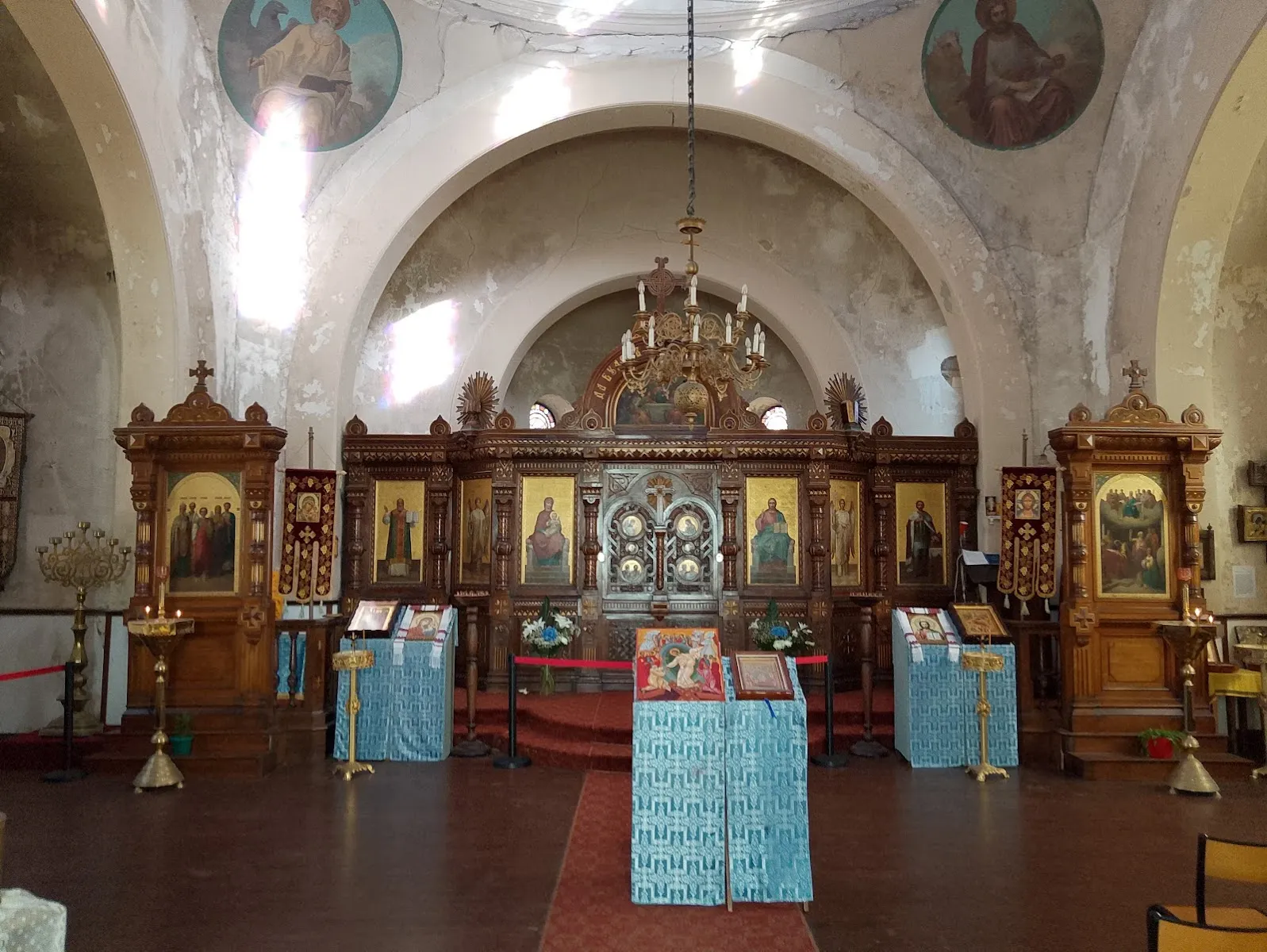 Église Orthodoxe De Biarritz - Protection De la Mère De Dieu Et Saint Alexandre
