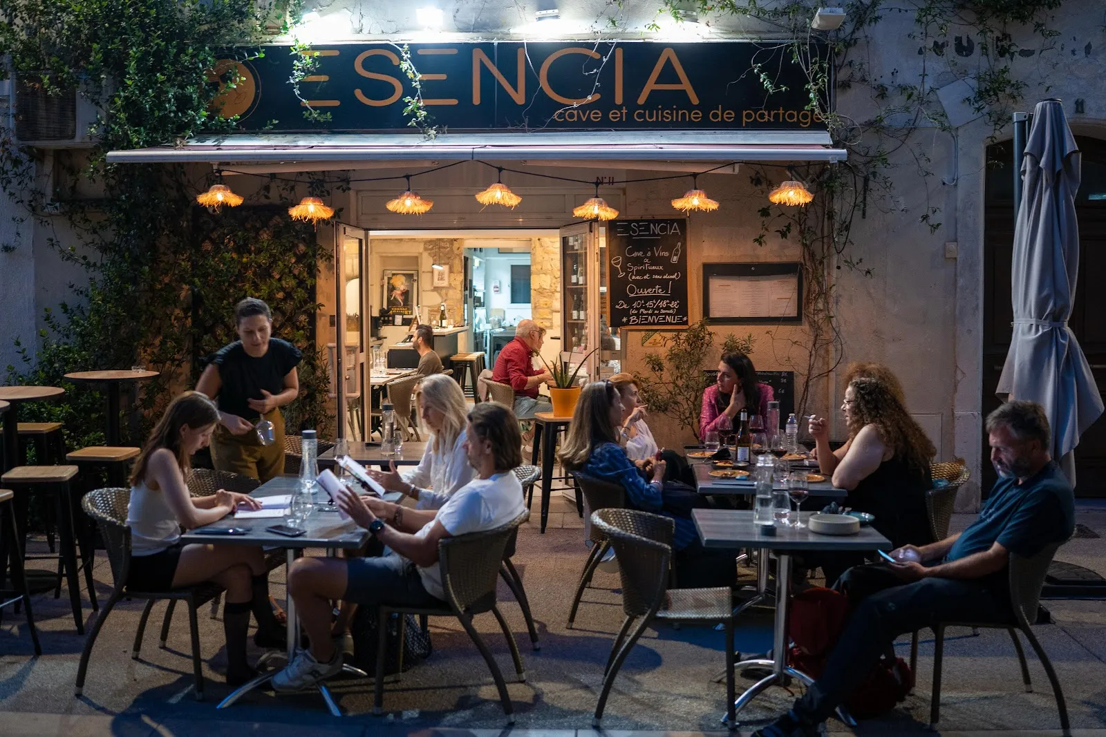 Esencia, Restaurant Et Cave À Vins À Montpellier