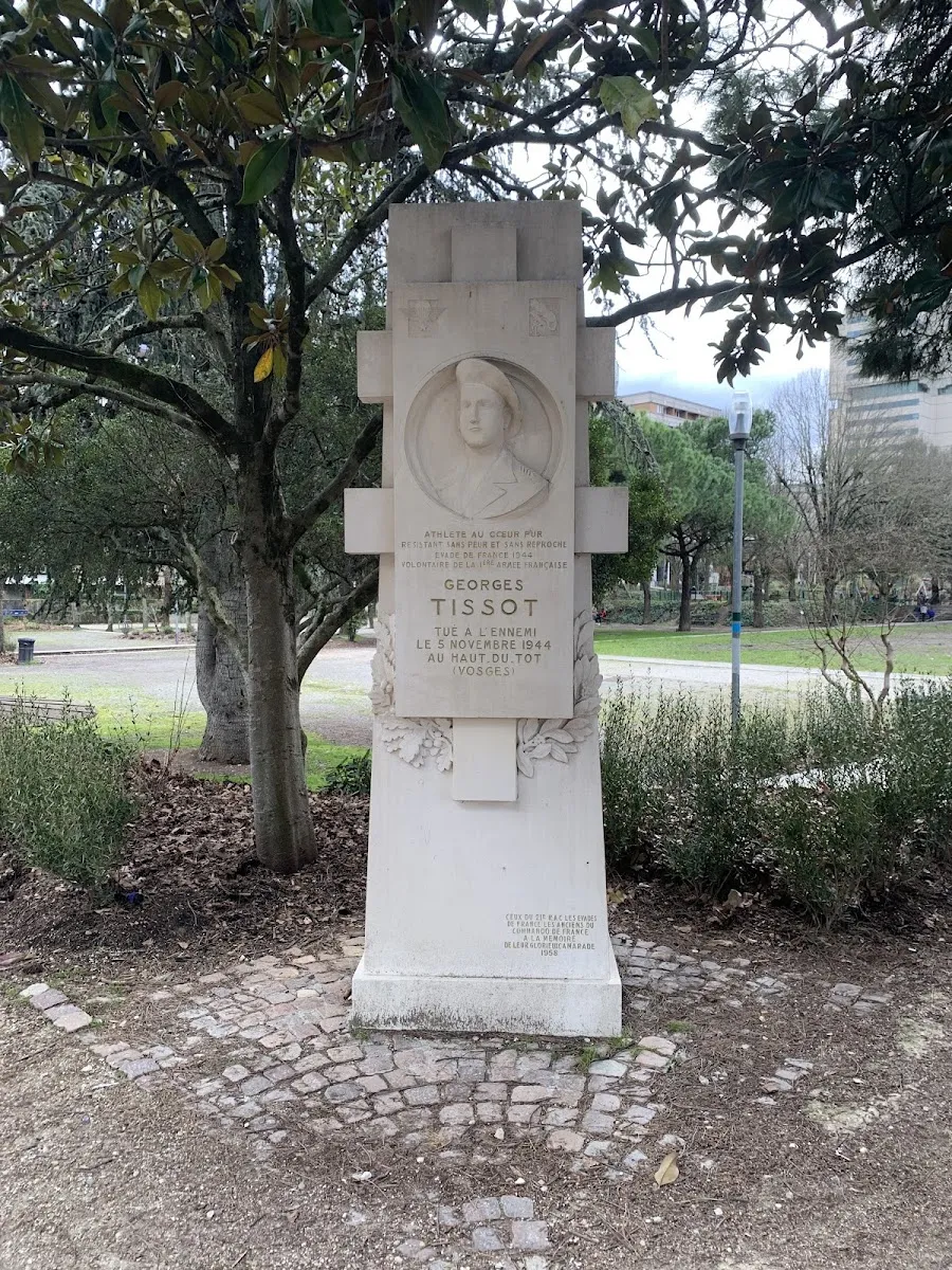 Esplanade Charles De Gaulle