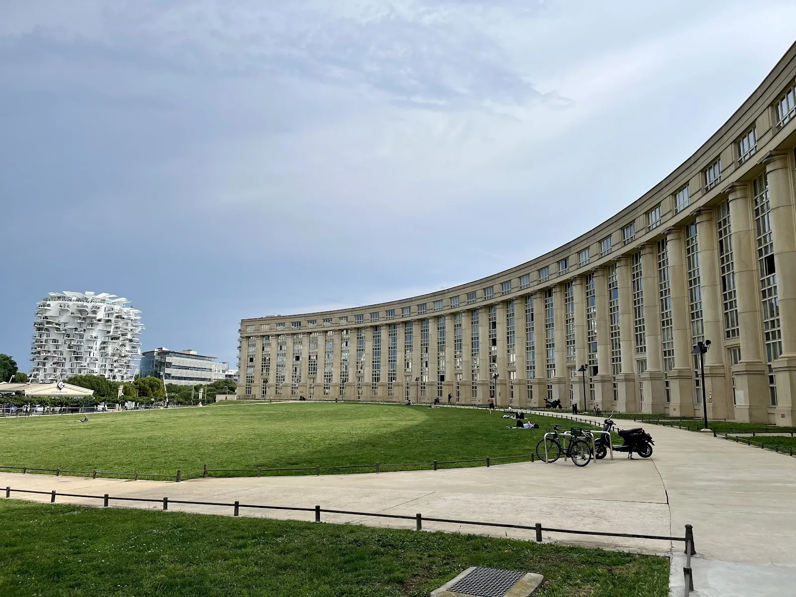 Esplanade De L’Europe — photo 1