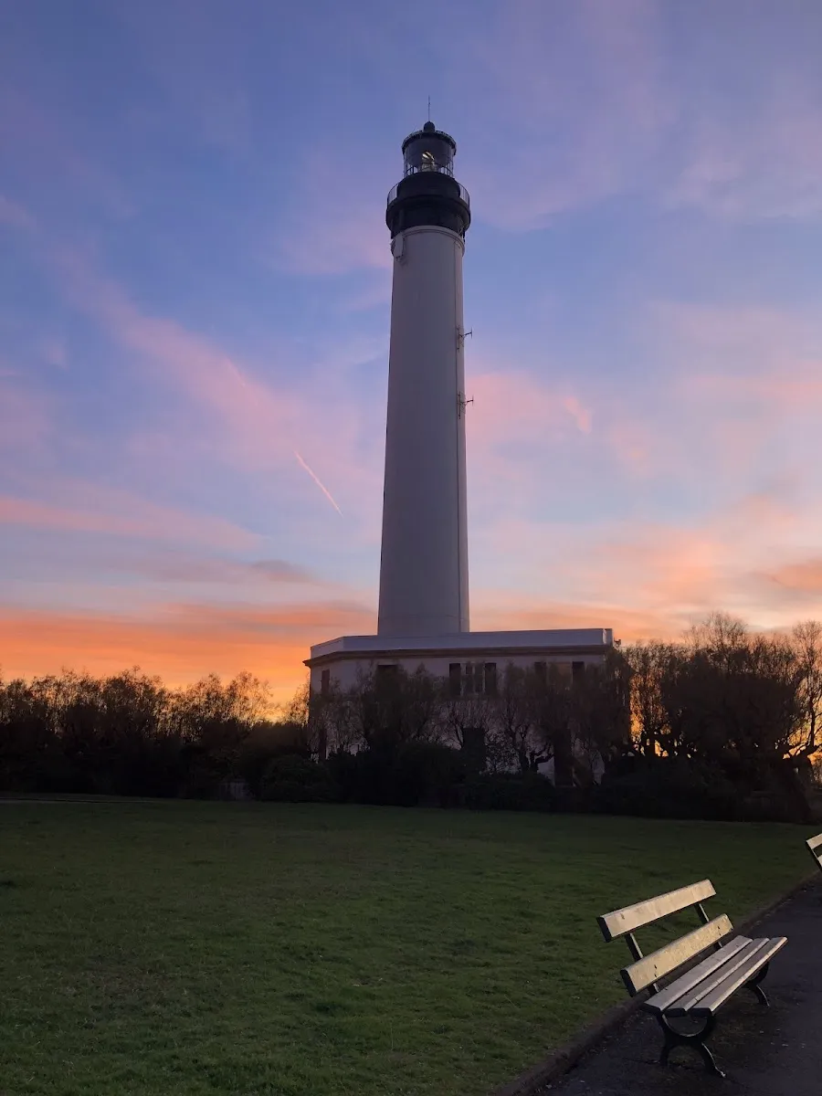 Esplanade Elizabeth Ii — photo 1