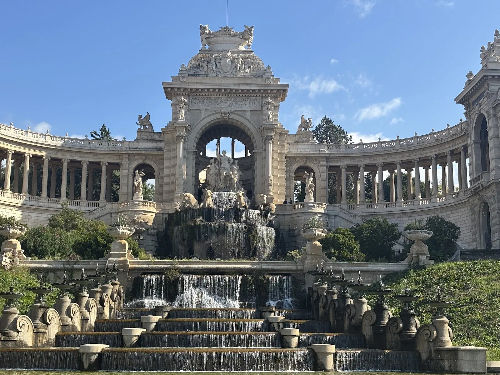 Frédéric Mistral Monument — photo 1