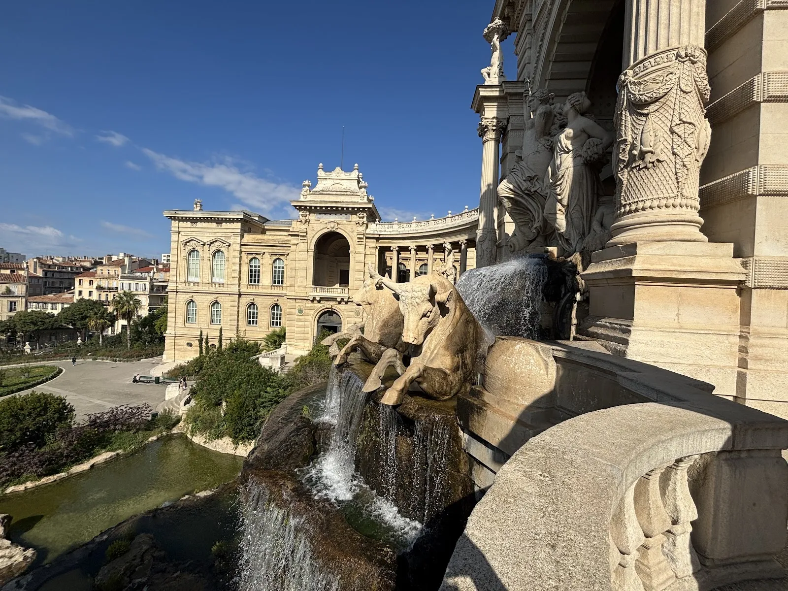 Frédéric Mistral Monument