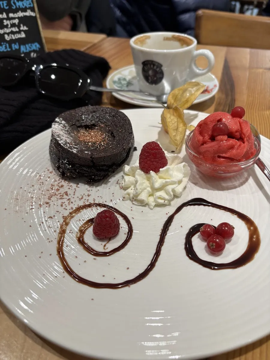 Galerie Café Des Aiguilles