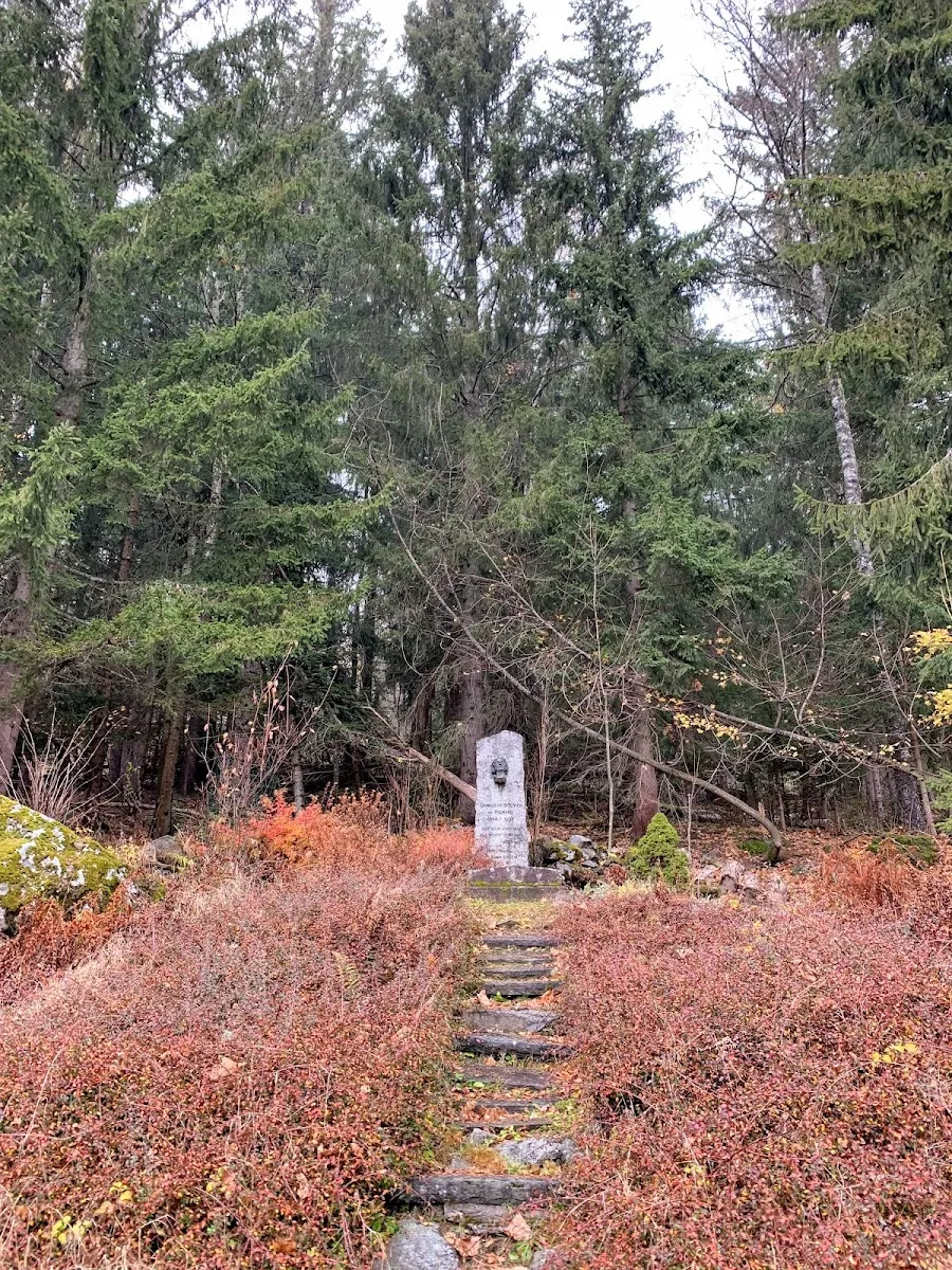Geneviève Bouvier Memorial
