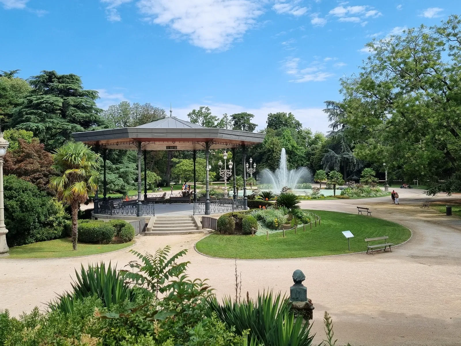 Grand Rond — photo 1