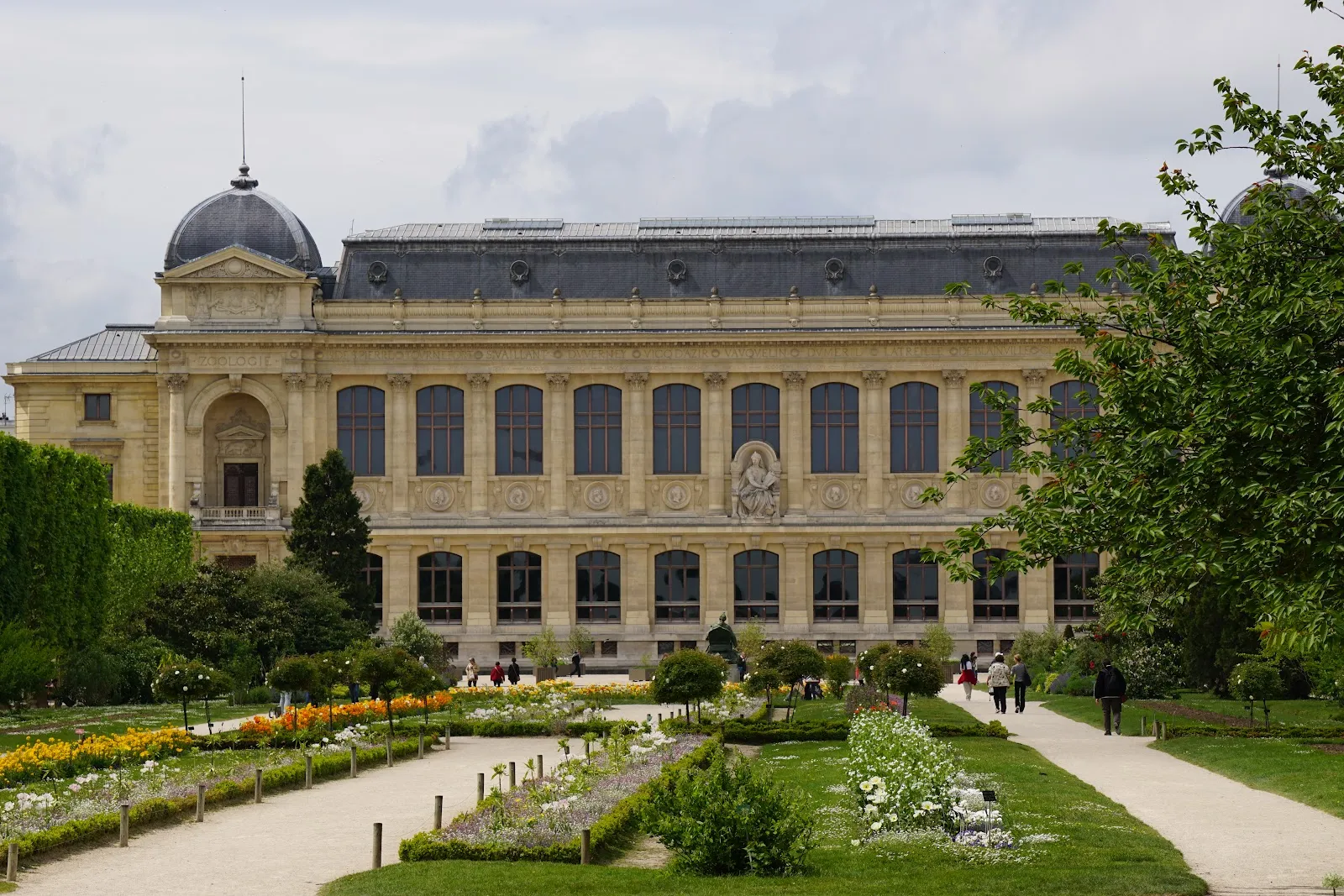 Grandes Serres Du Jardin Des Plantes