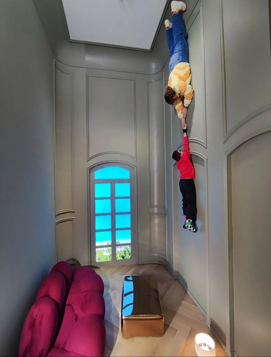 Illusion Nantes - Musée De L'Illusion