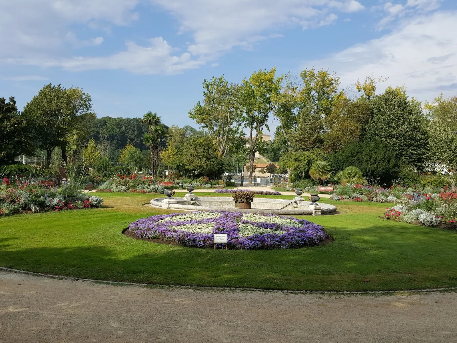 Jardin Léon Bonnat — photo 1