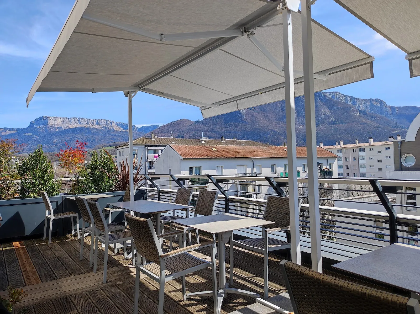 Là-Haut — photo 1