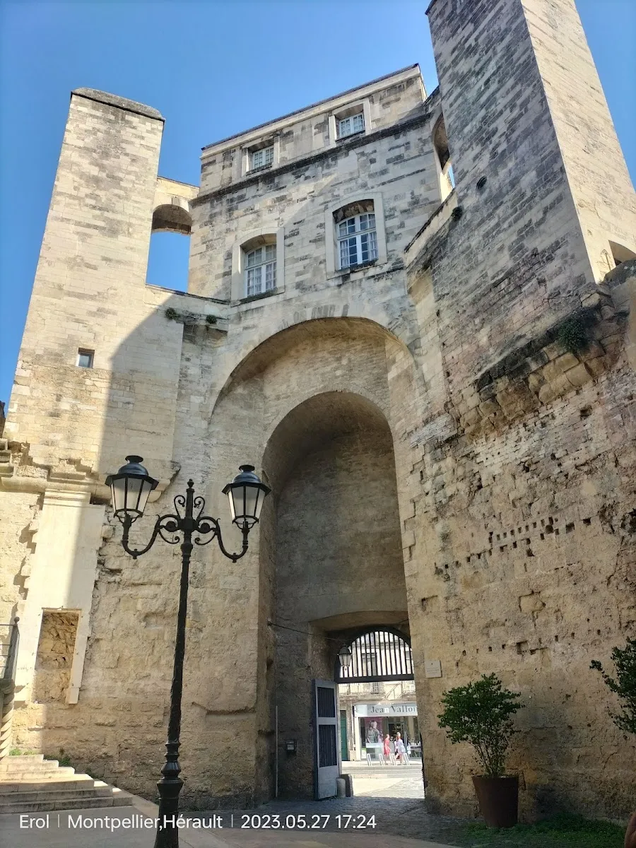 La Tour De la Babote