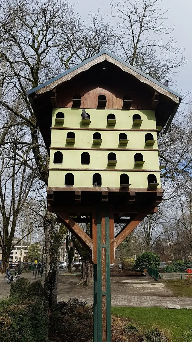 La Volière De L'Impérial