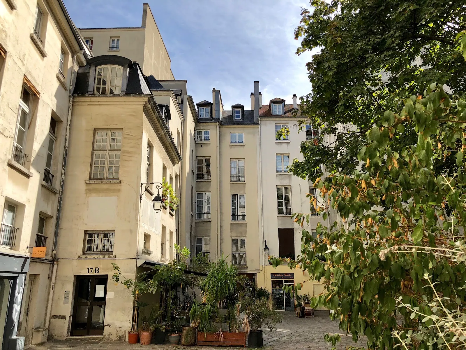 Le Village Saint-Paul — photo 1