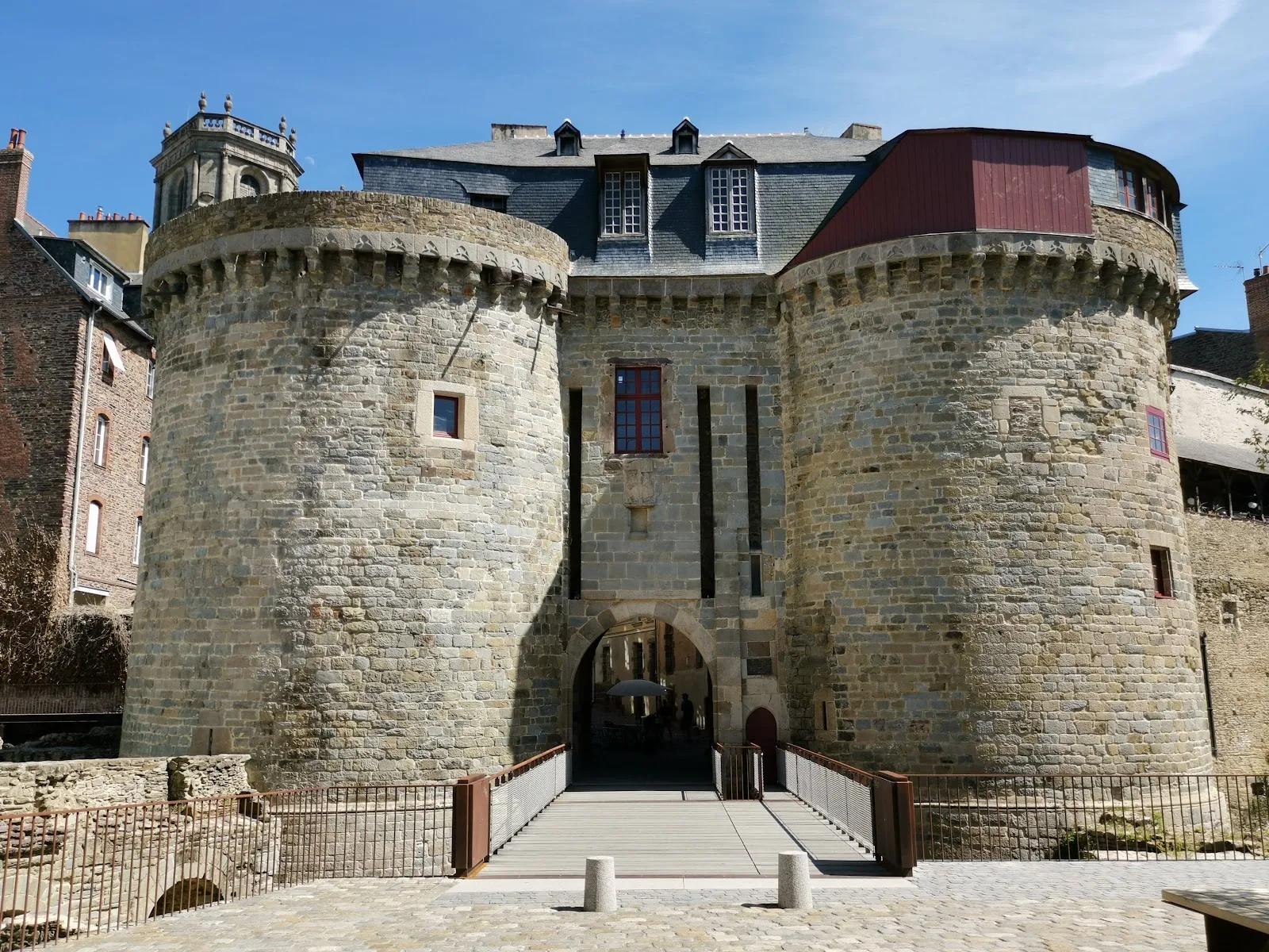 Les Portes Mordelaises — photo 1