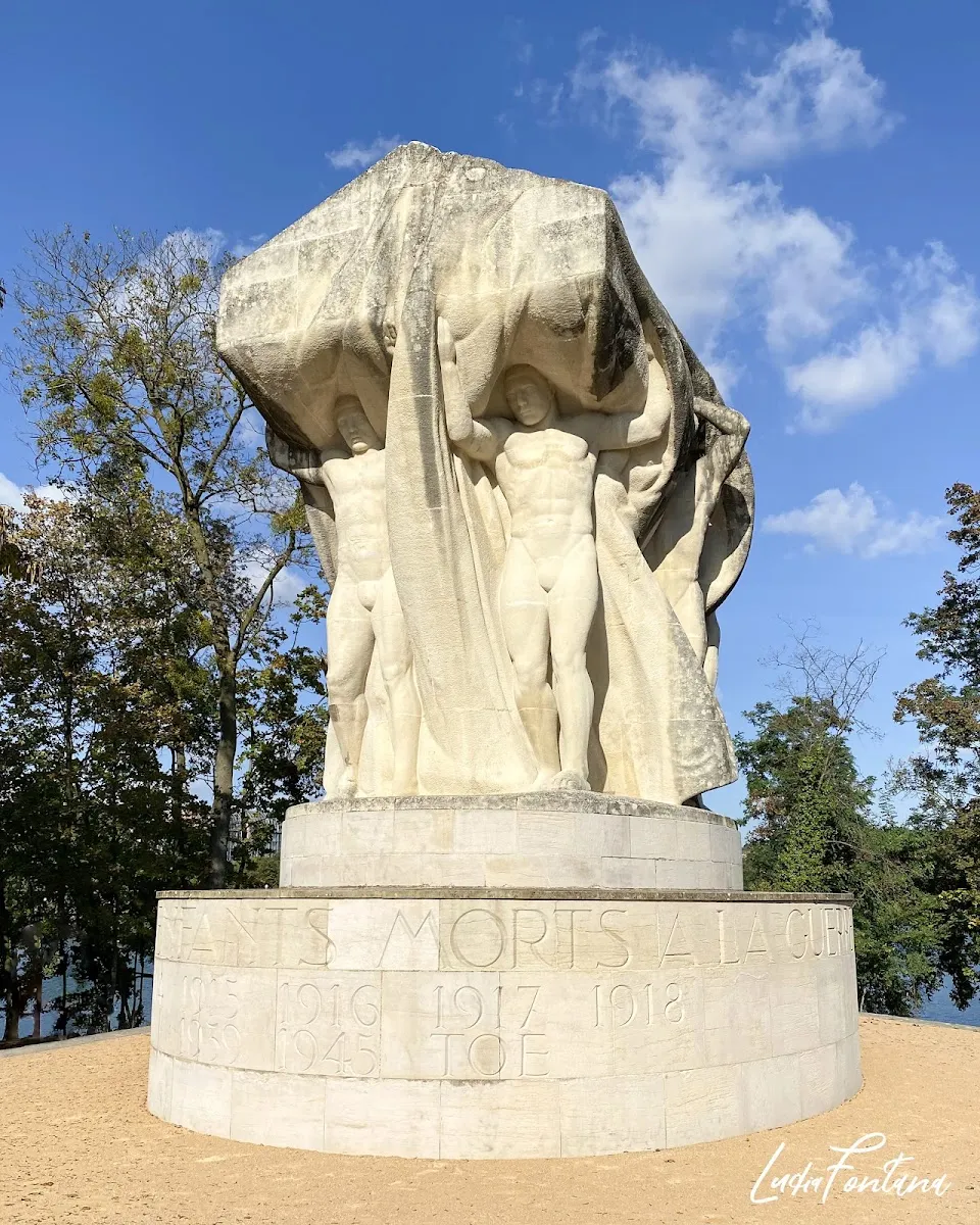 L’Île Du Souvenir — photo 1