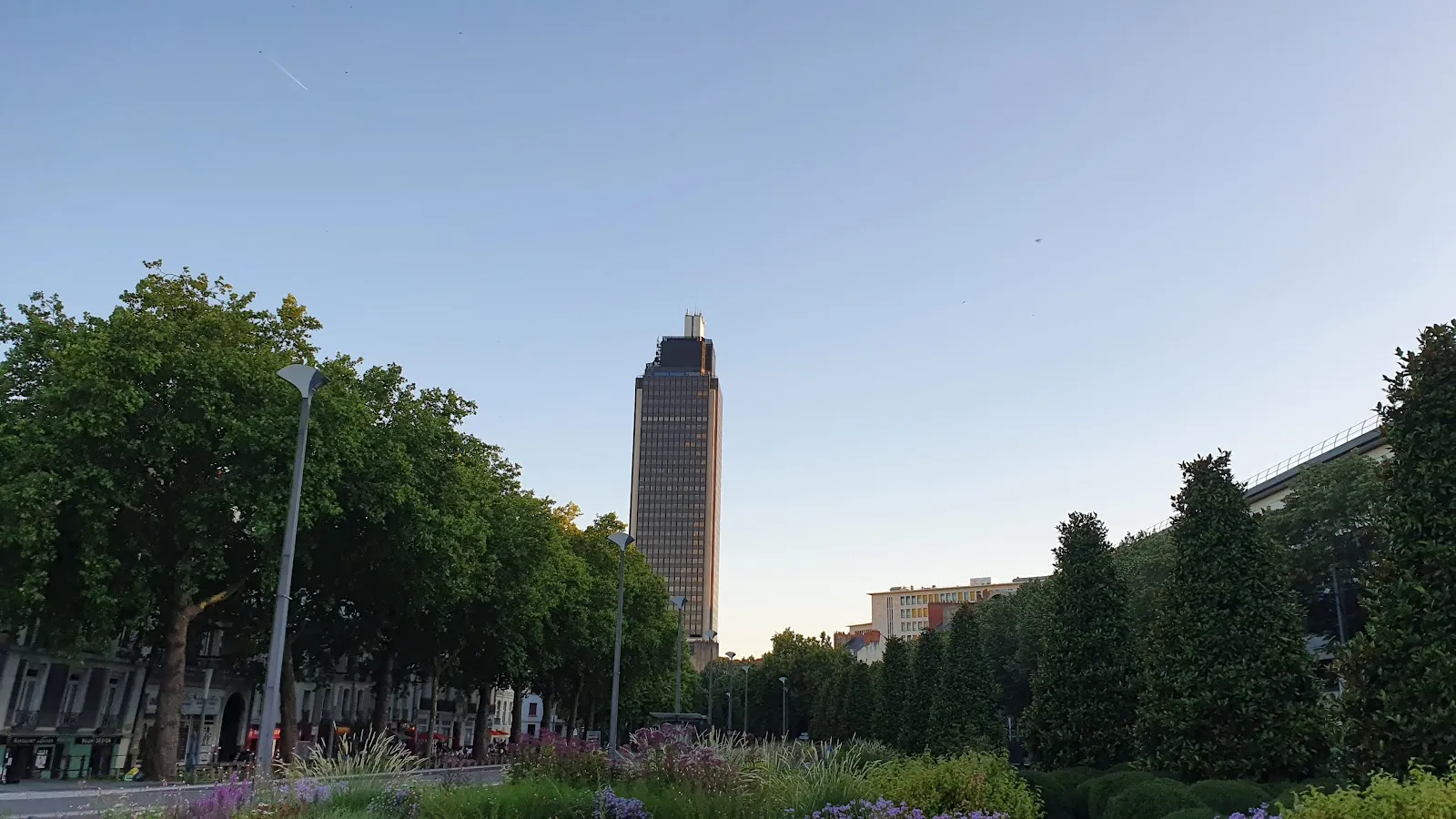 Monument Charles De Gaulle