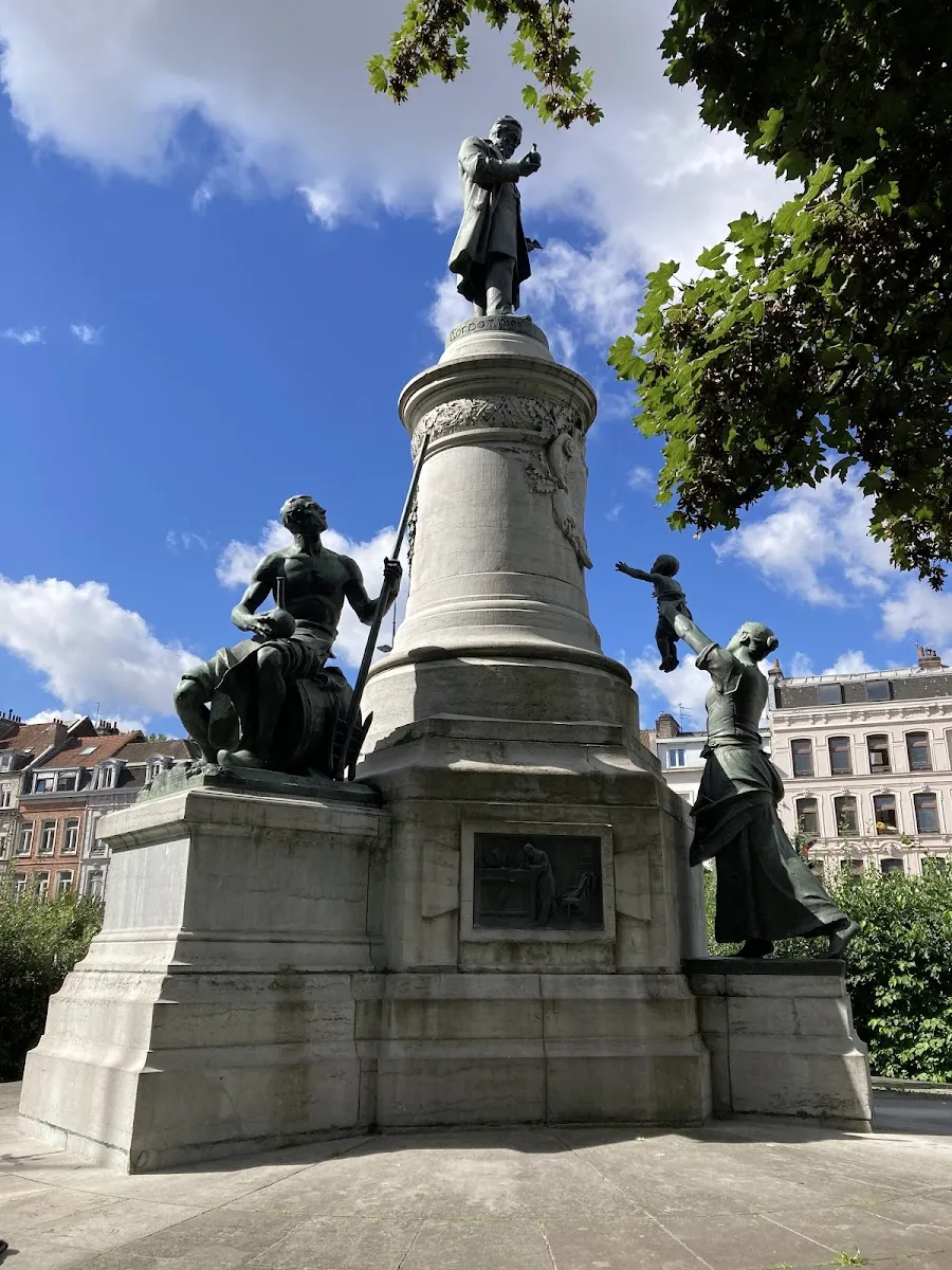 Monument De Louis Pasteur — photo 1