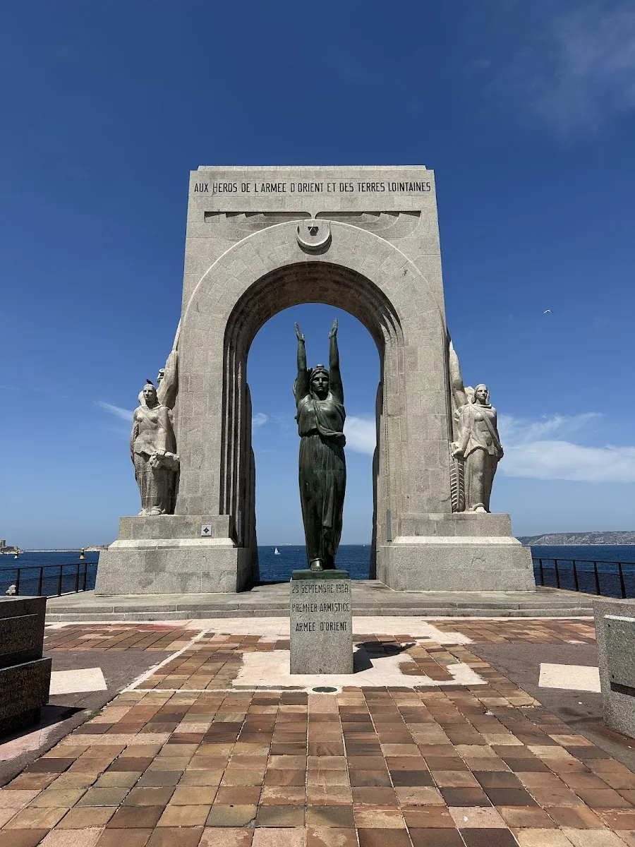 Monument Historique — photo 1