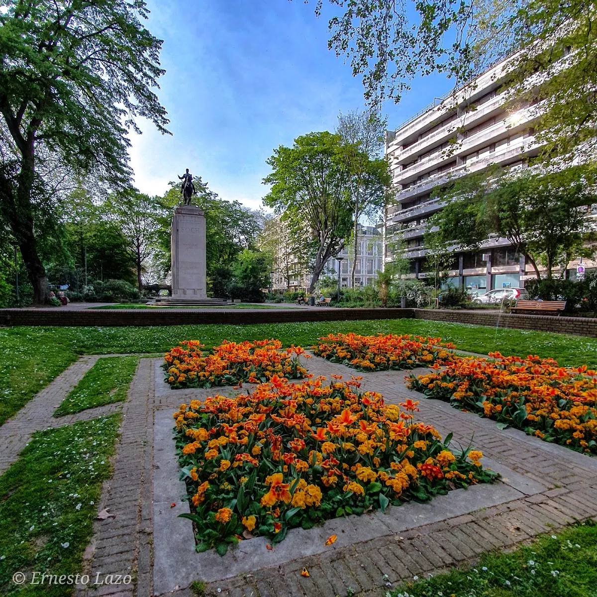 Monument Honneur Et Patrie