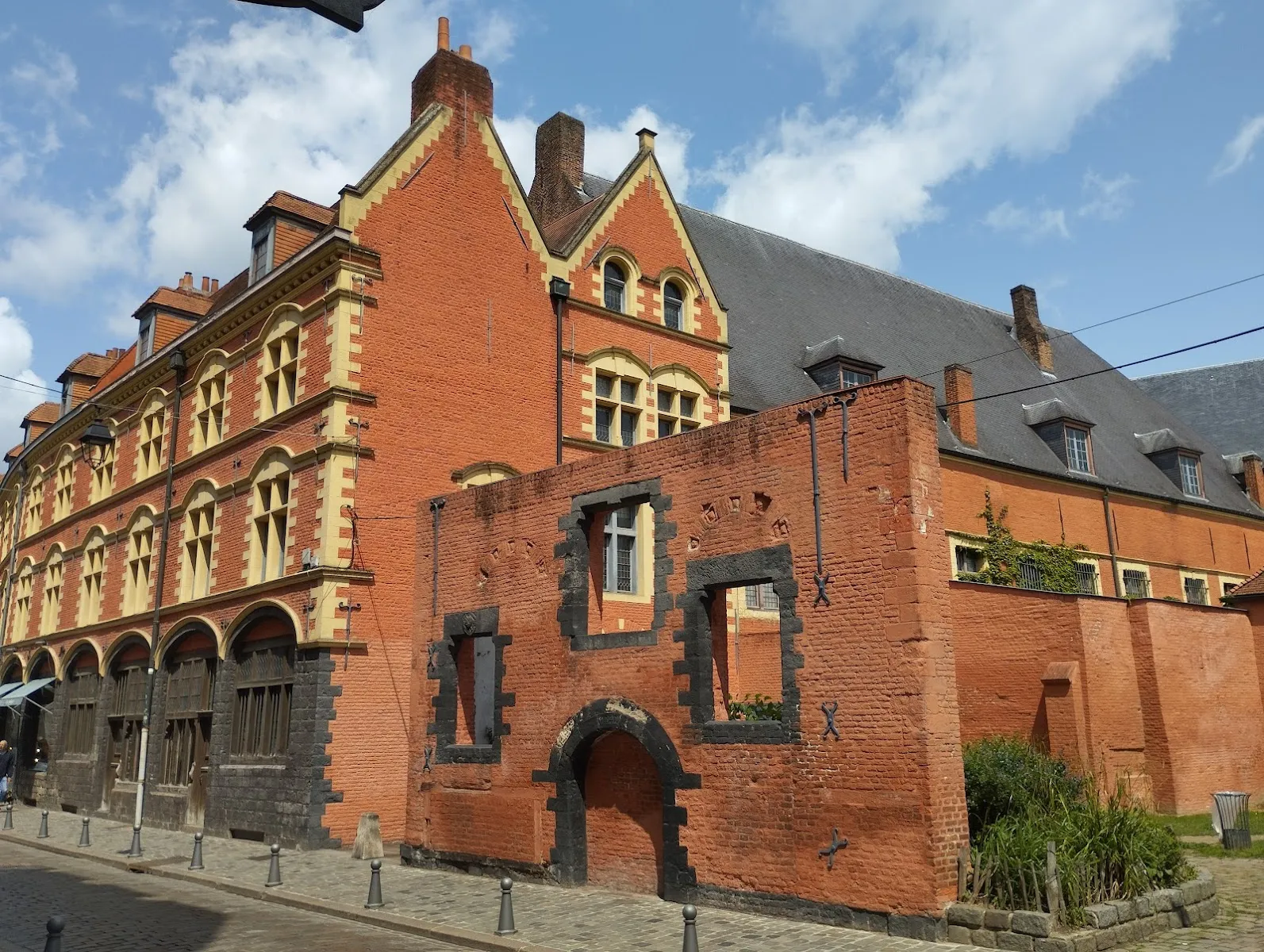 Musée De L'Hospice Comtesse