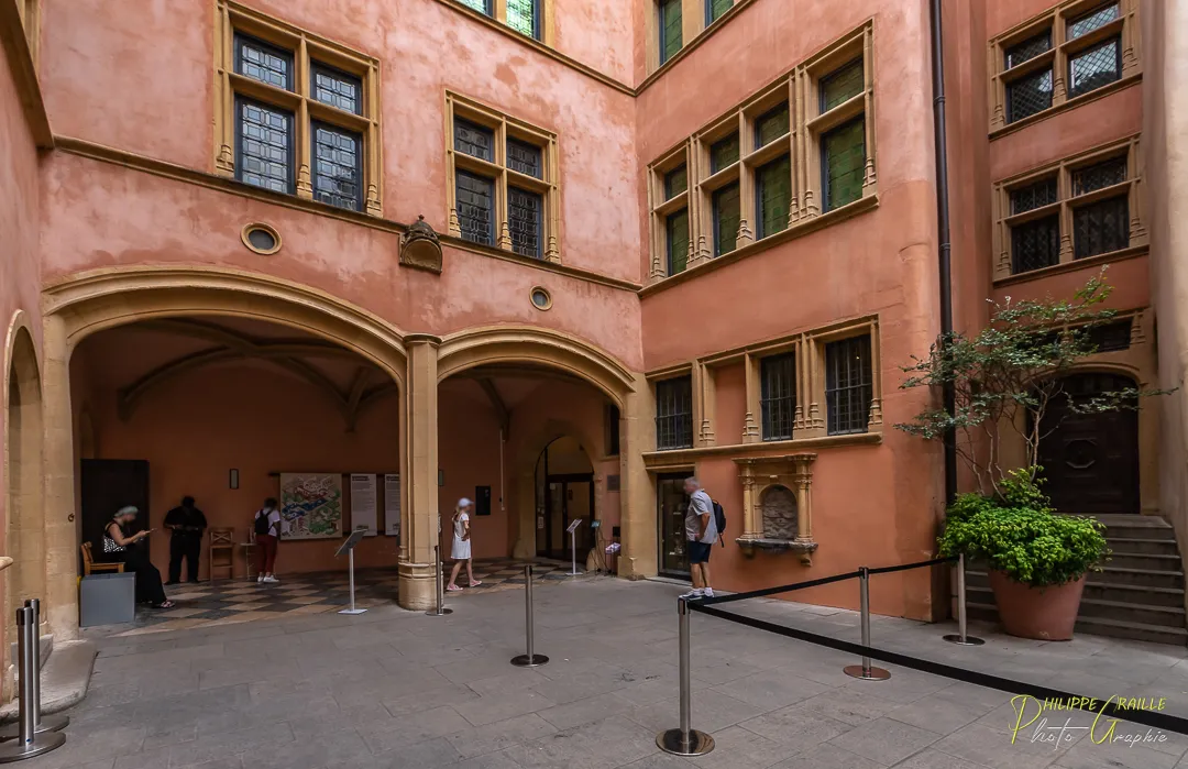 Musée Des Arts De la Marionnette - Gadagne