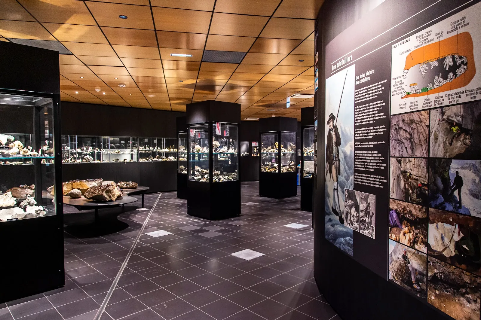 Musée Des Cristaux - Espace Tairraz — photo 1